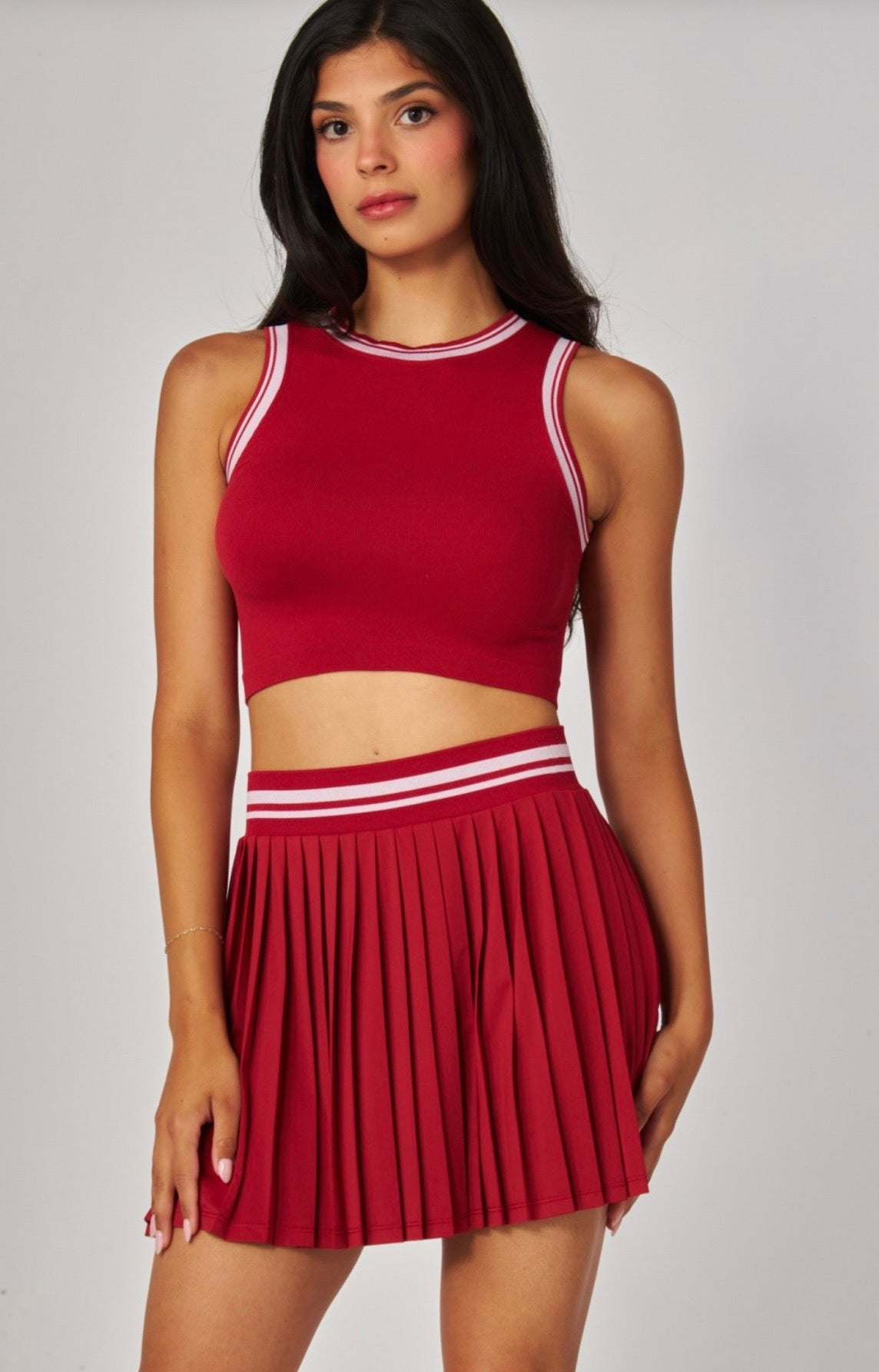 Falda de tenis plisada roja
